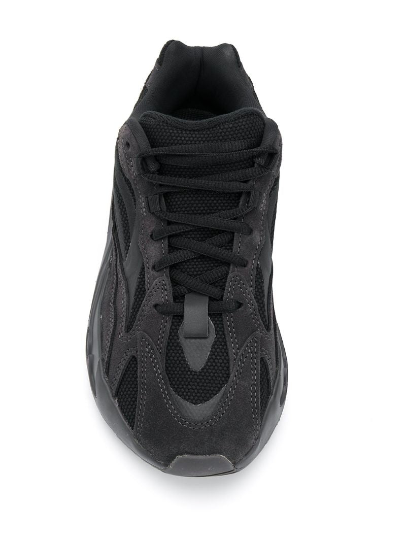 Black Boost 700 V2 Sneakers