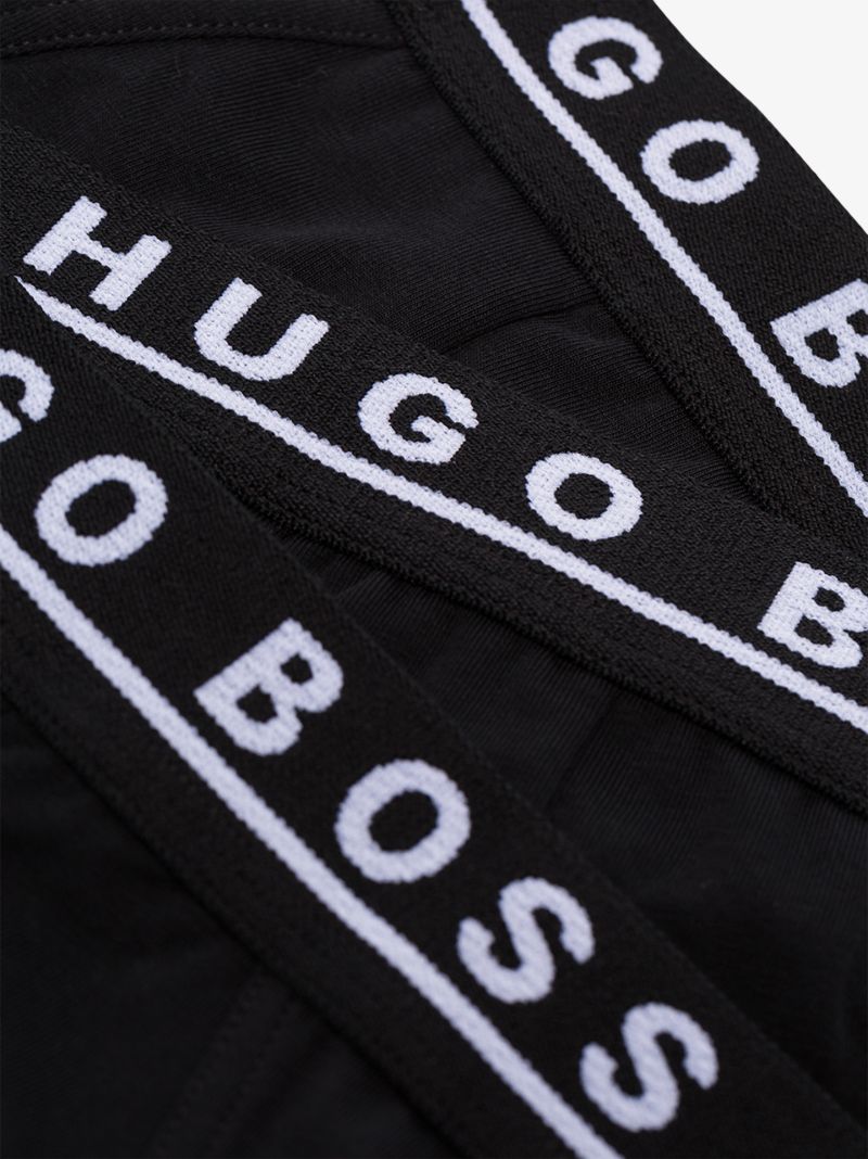Logo Briefs