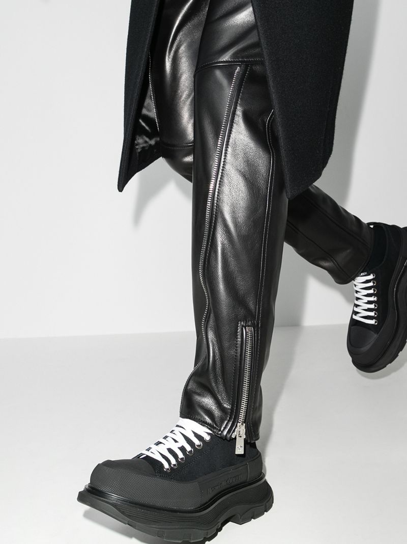 Black Tread Slick Boots