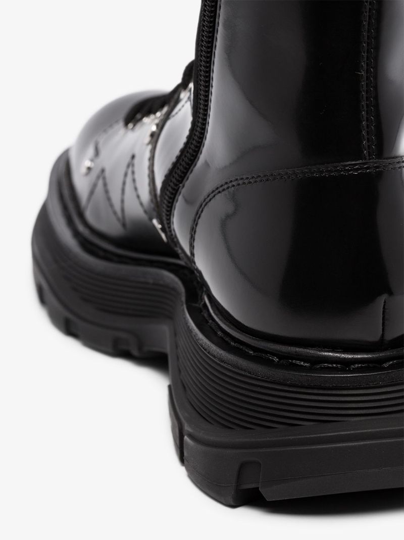 Black Tread Knee-high Boots