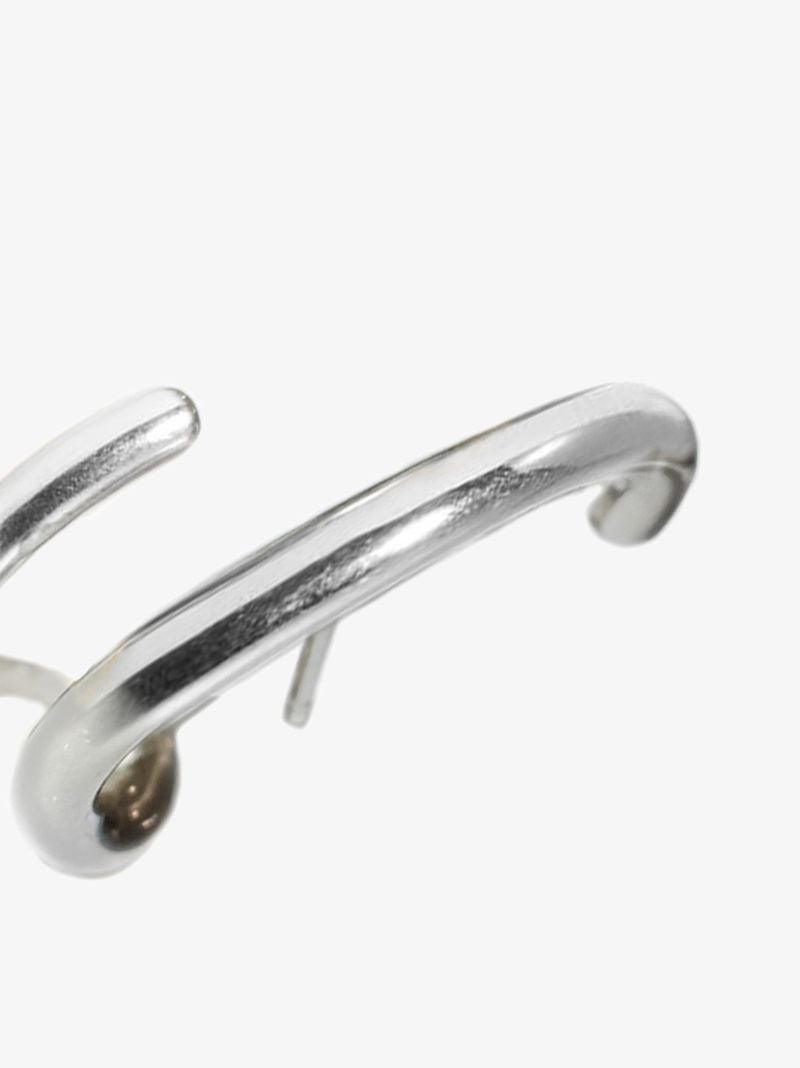 18k White Gold Mono Earring