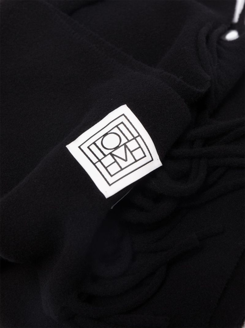 Black Classic Wool Scarf