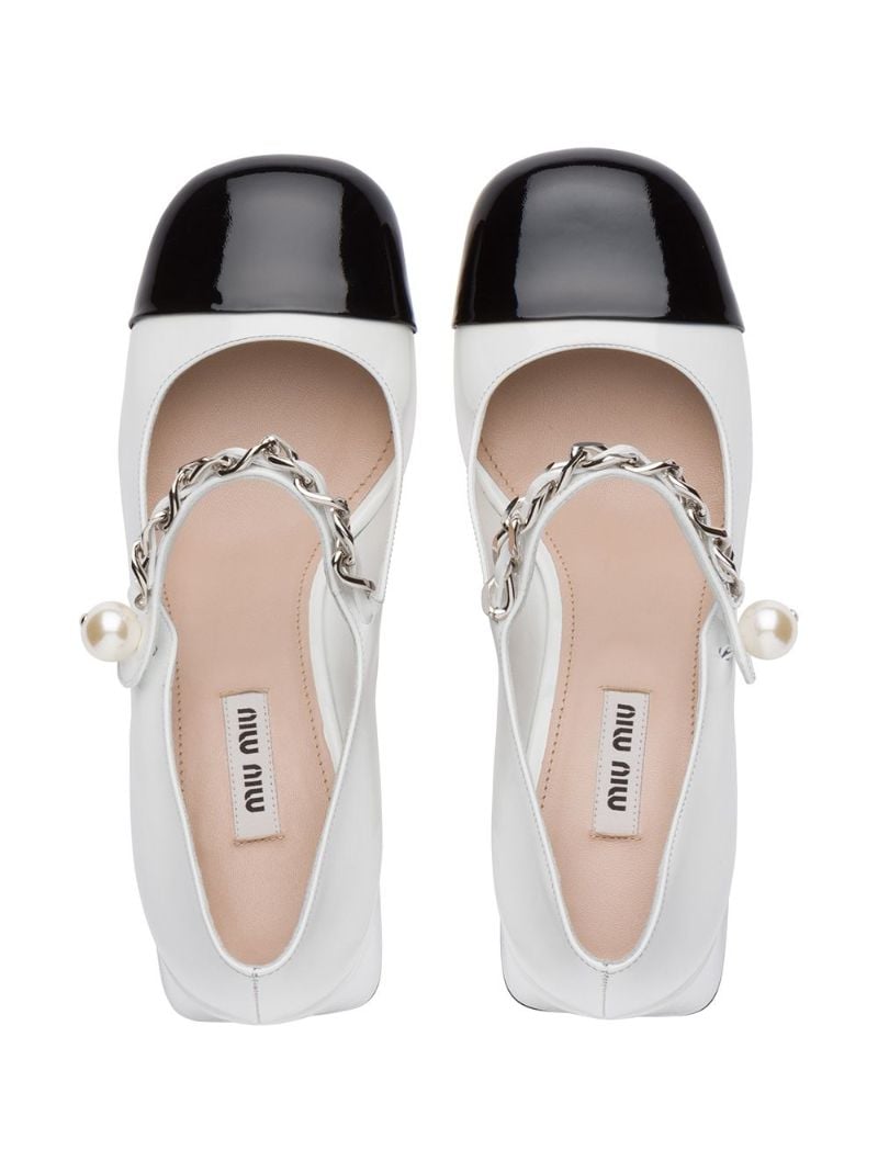 White Chain Pearl Pumps