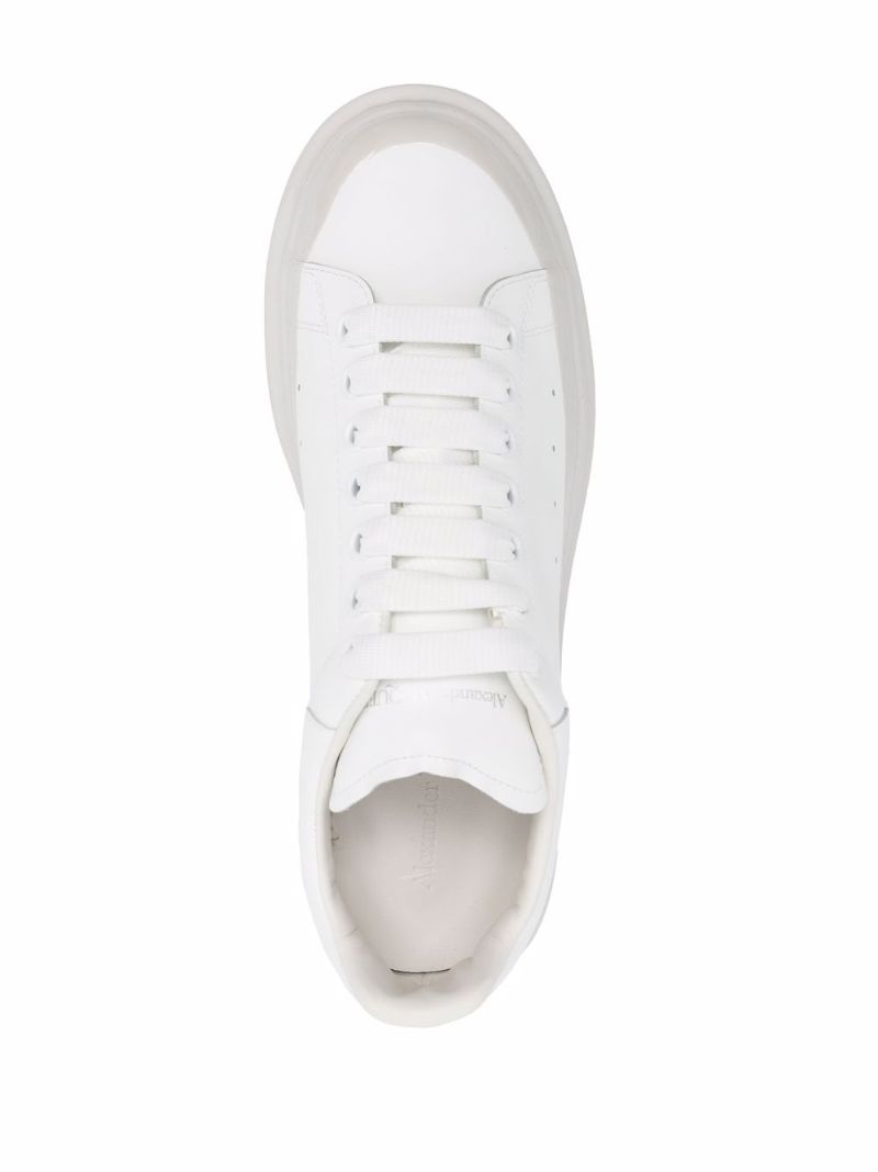 Oversized Contrasting-sole Sneakers