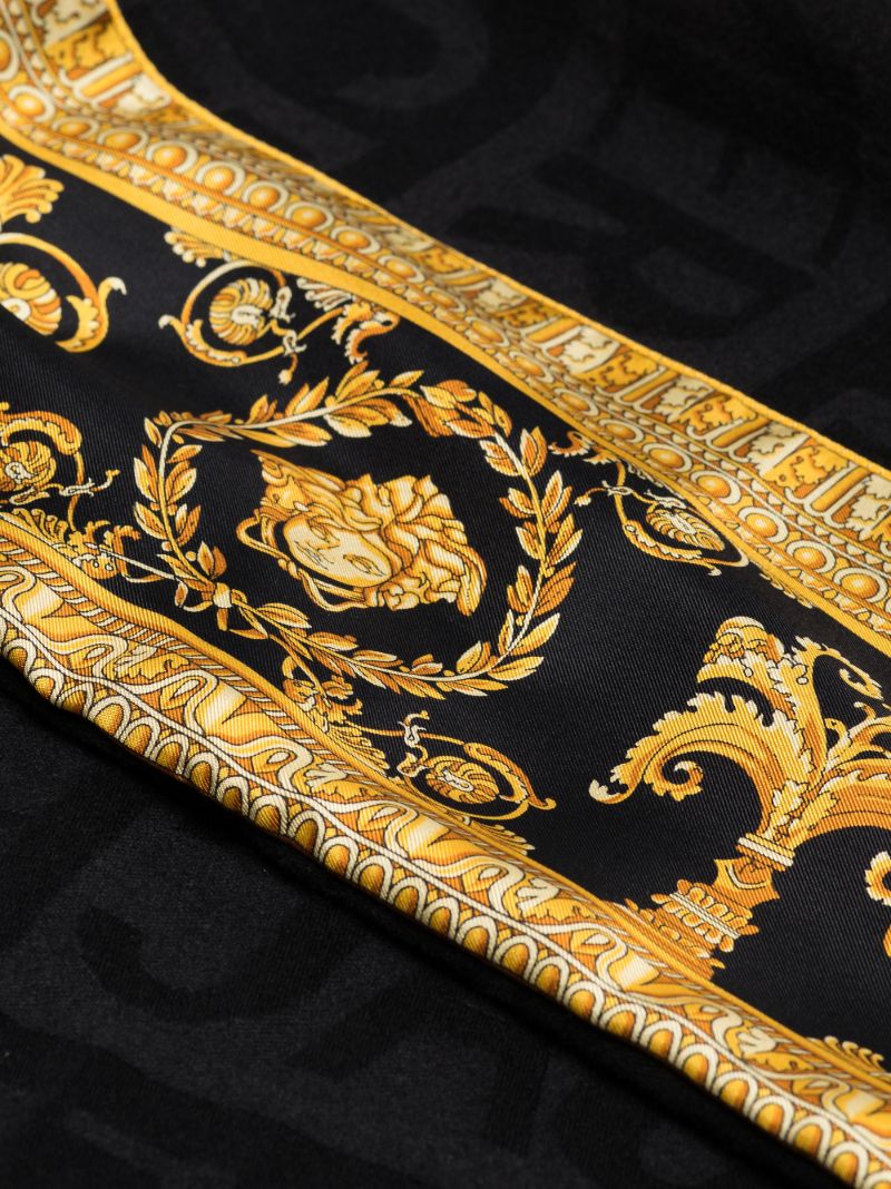 Black I Love Baroque Blanket