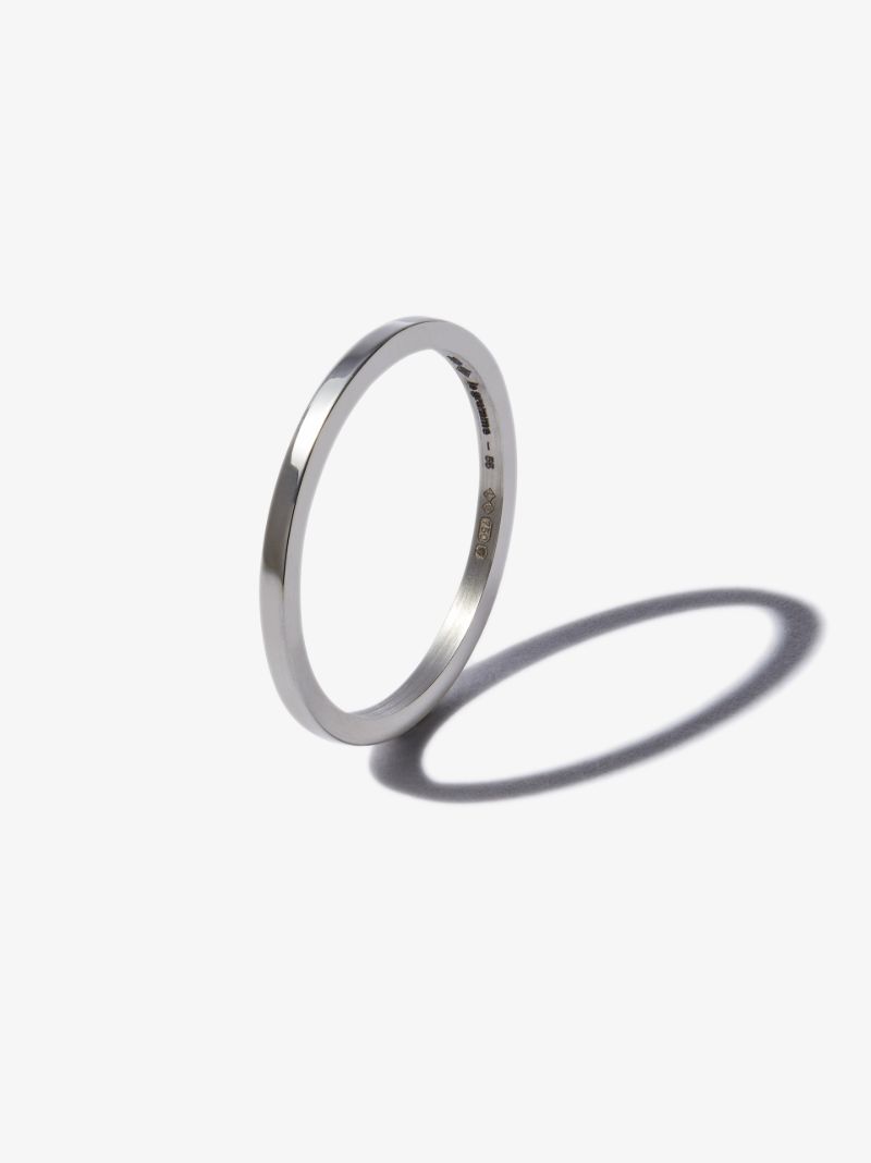 18k White Gold La 2g Polished Ribbon Ring