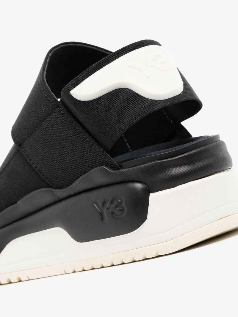 Black Hokori Sandals