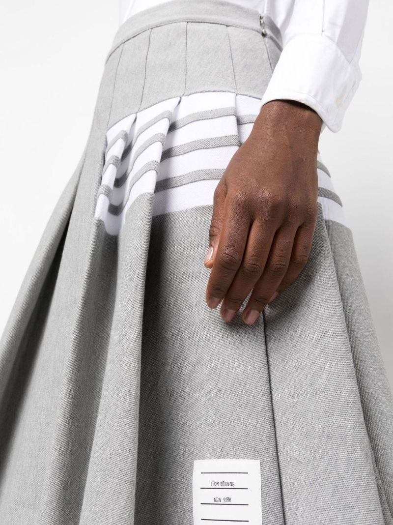 Grey 4-bar Pleated High Rise Skirt