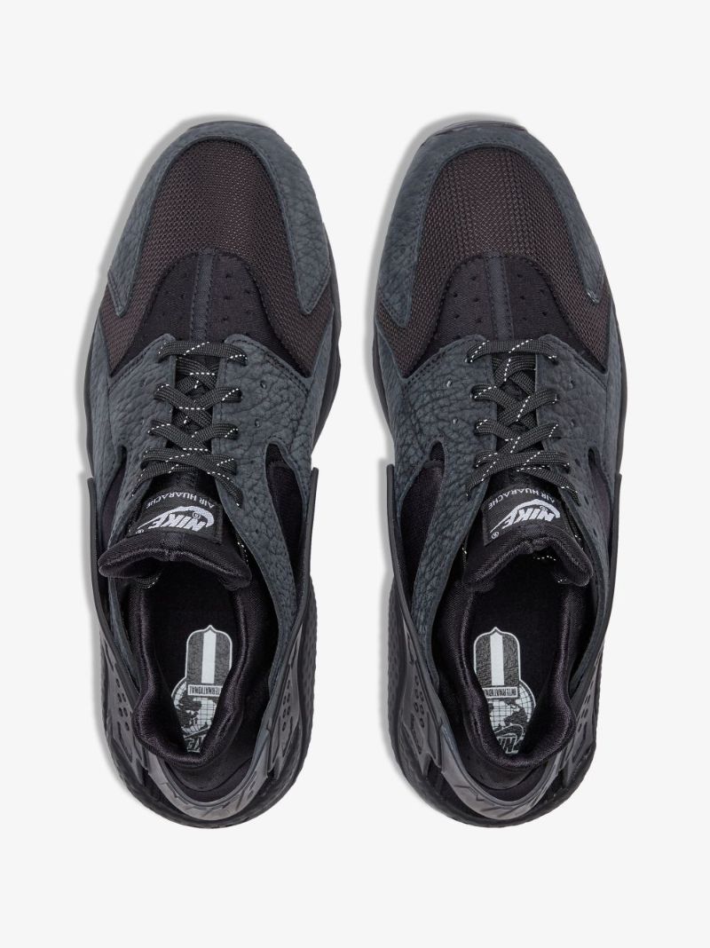 Black Air Huarache Sneakers