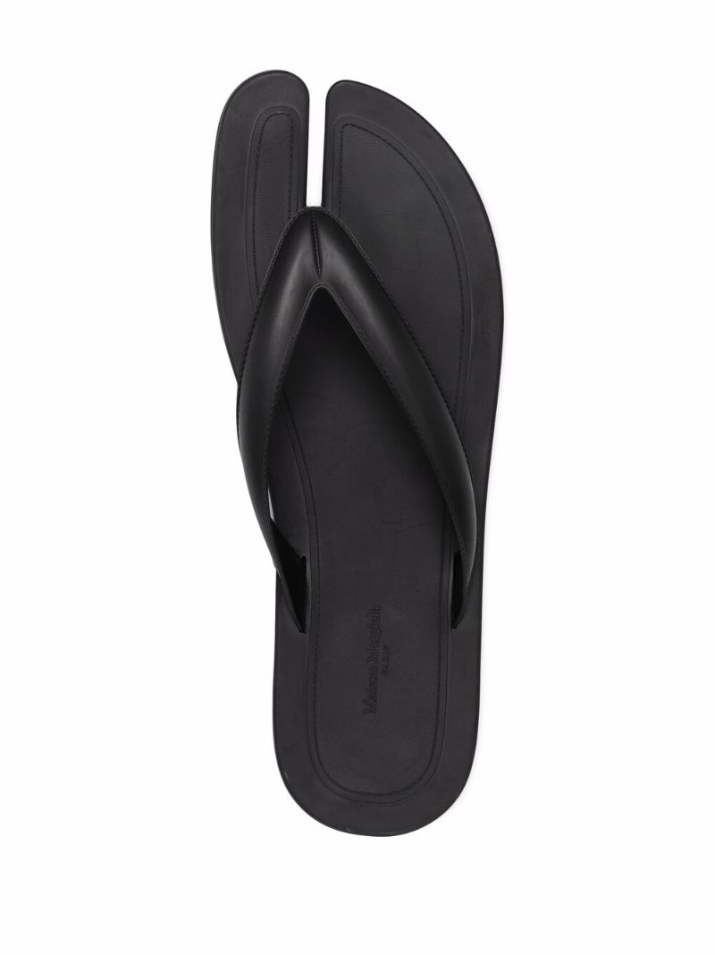 Black Split Sole Flip-flops