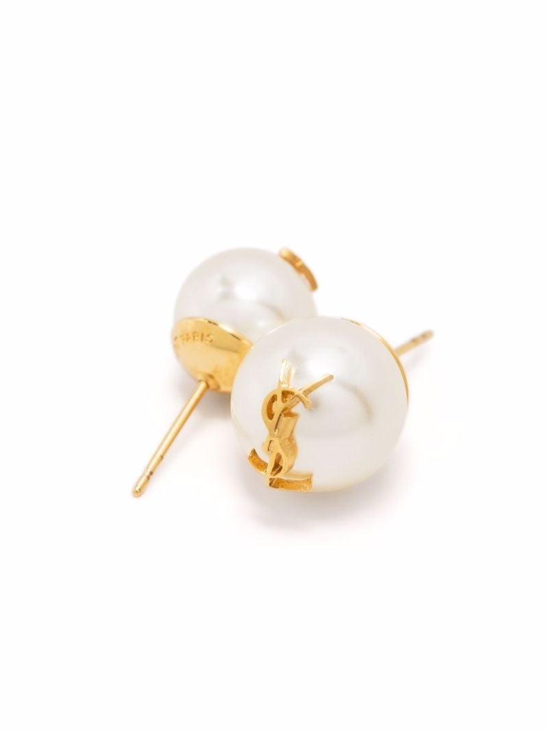 White Logo Plaque Pearl Stud Earrings