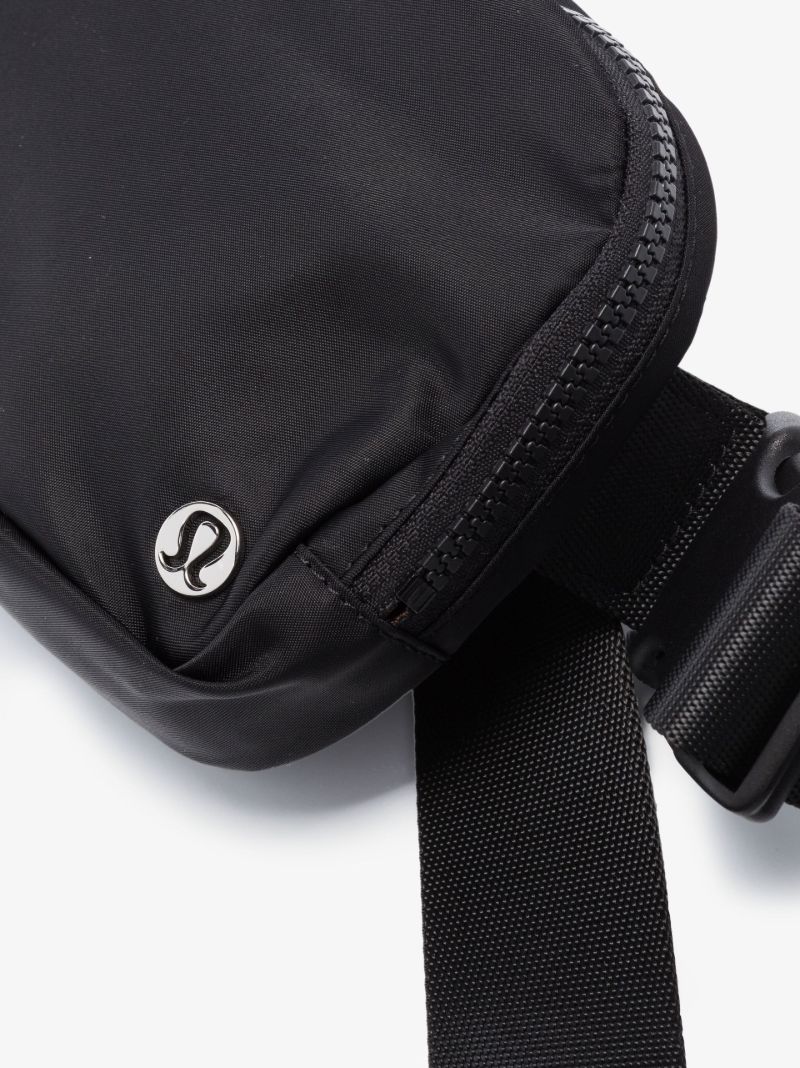 Black Everywhere Belt Bag
