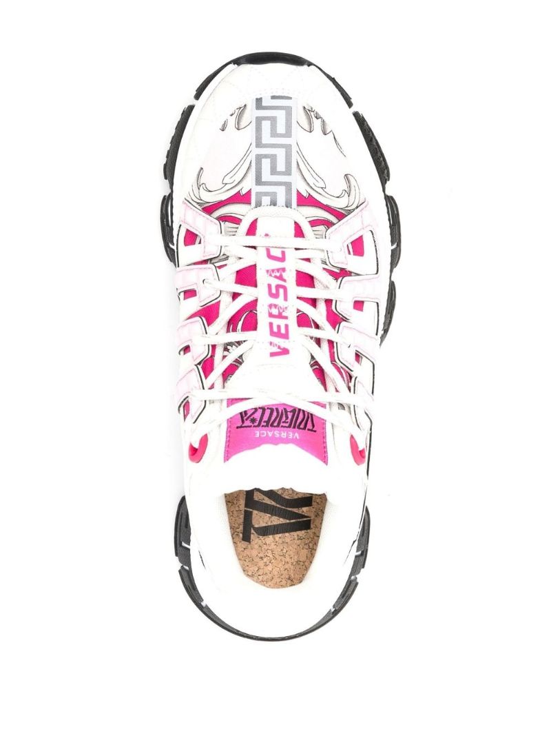 White Trigreca Low-top Sneakers