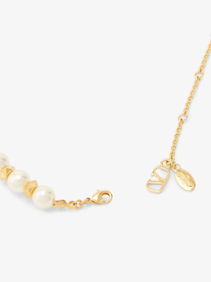 Gold Tone Vlogo Signature Rockstud Pearl Choker