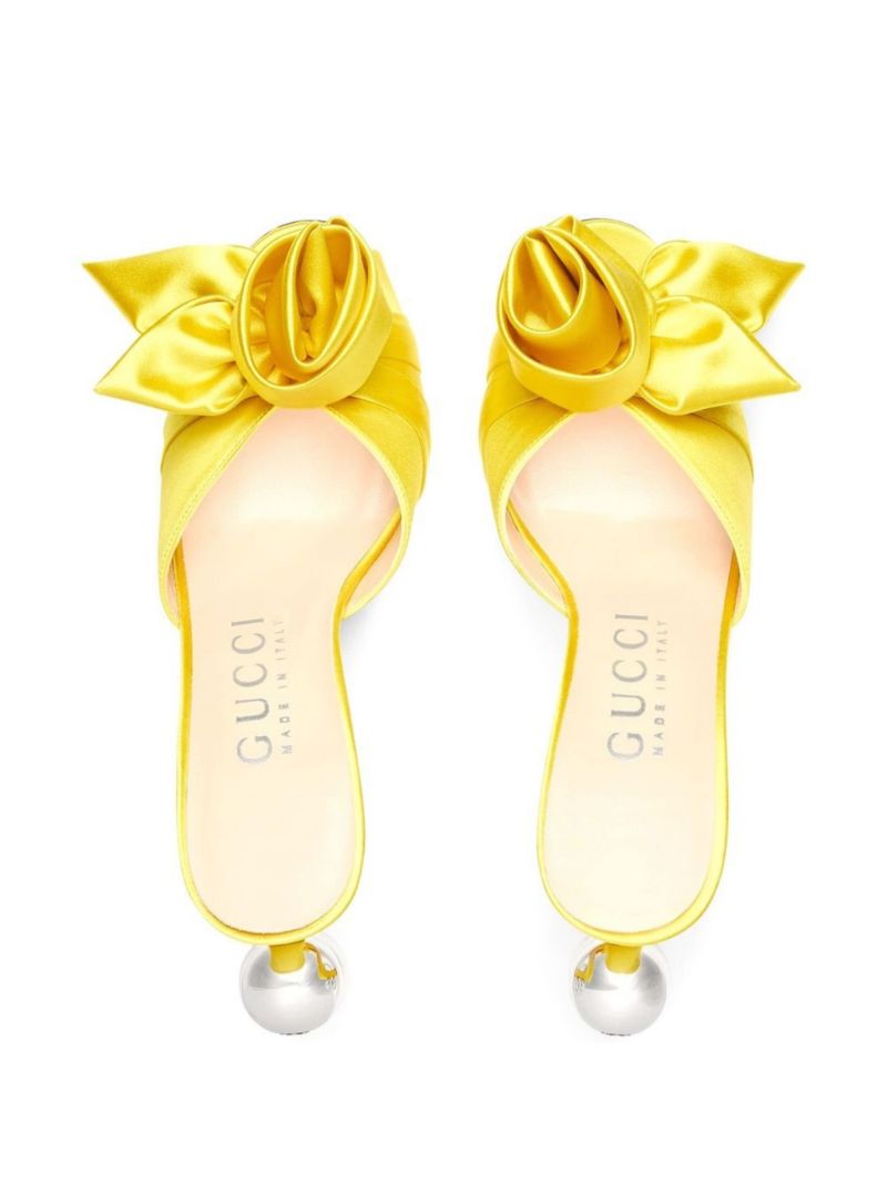 Yellow Rose Detail 95 Mules