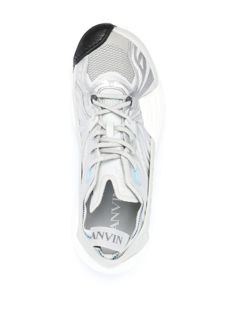 White Flash-x Low-top Sneakers