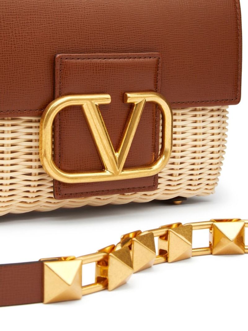 Neutral Stud Sign Wicker Shoulder Bag