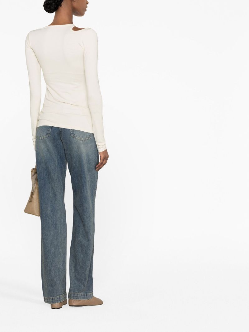 White Curve Hole Long-sleeved T-shirt