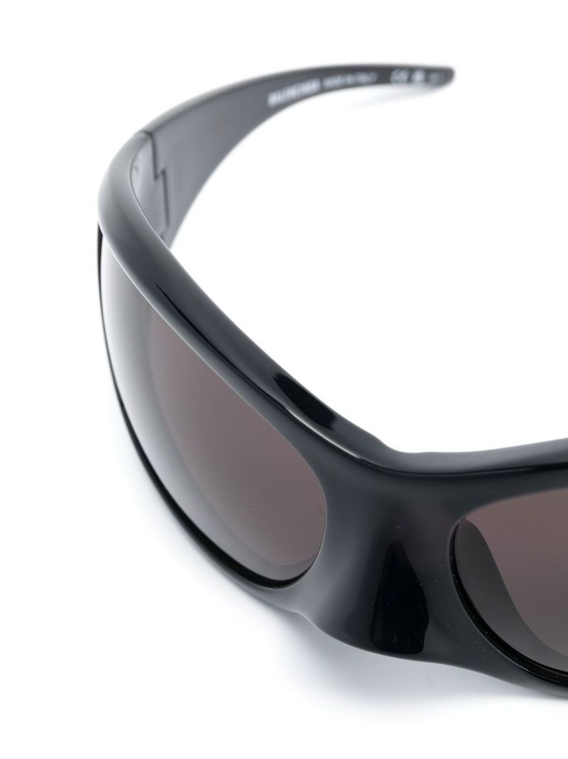 Black Skin Xxl Cat-eye Sunglasses