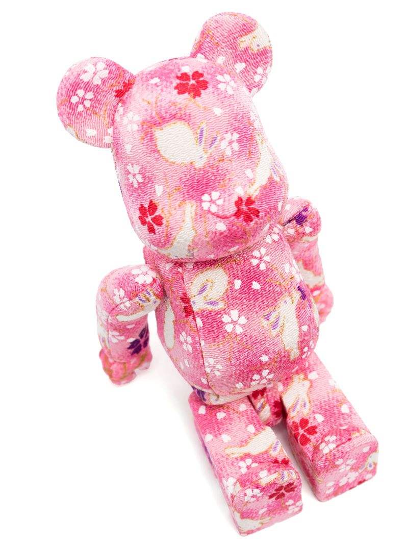 Pink Bearbrick Kimekomi 100% and 400% Set