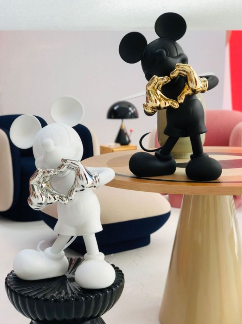Black Mickey with Love 30cm Figurine