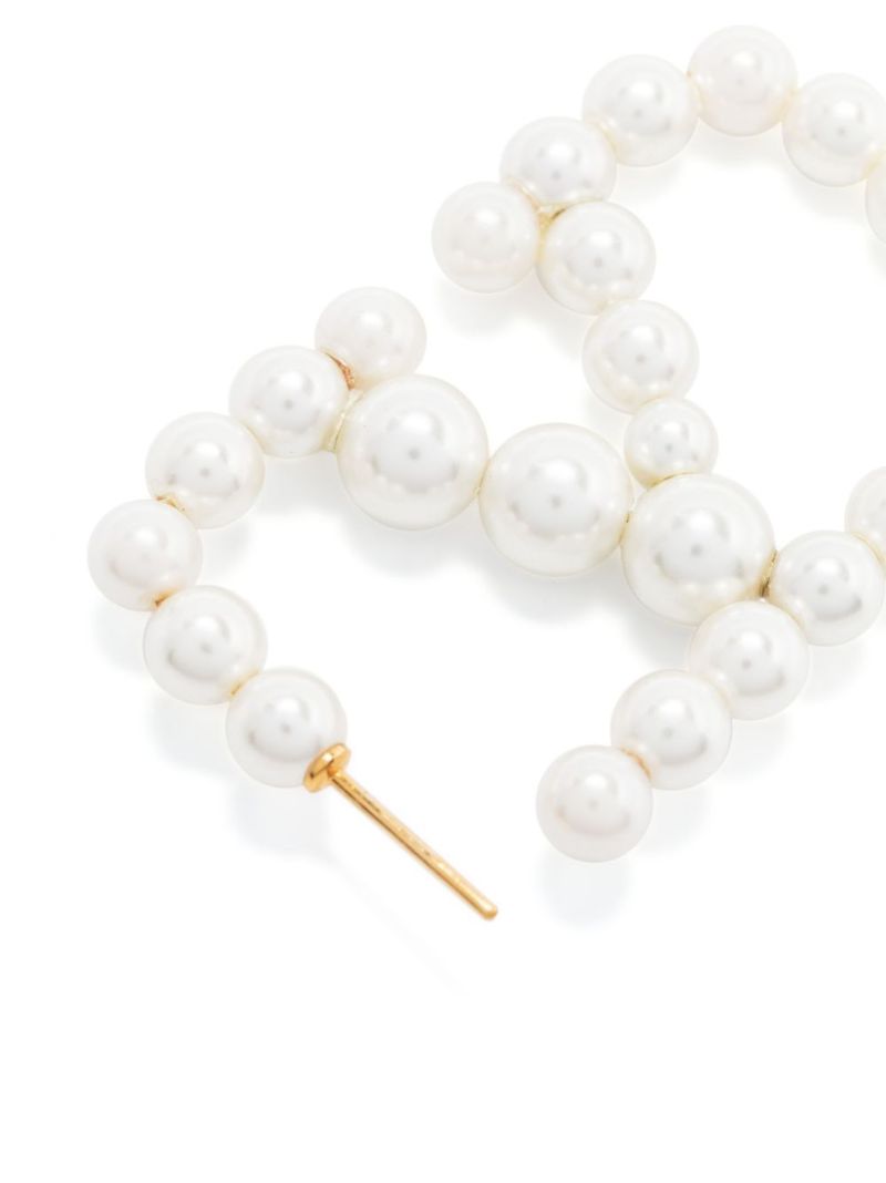 White Vlogo Signature Pearl Earrings