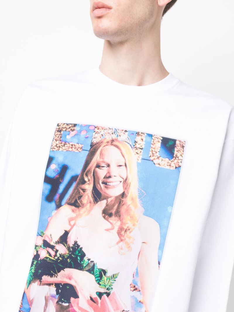 White Graphic Print Sweatshirt
