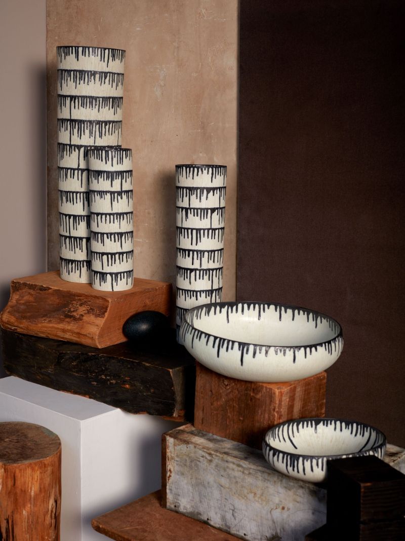 Neutral Tokasu Porcelain Vase