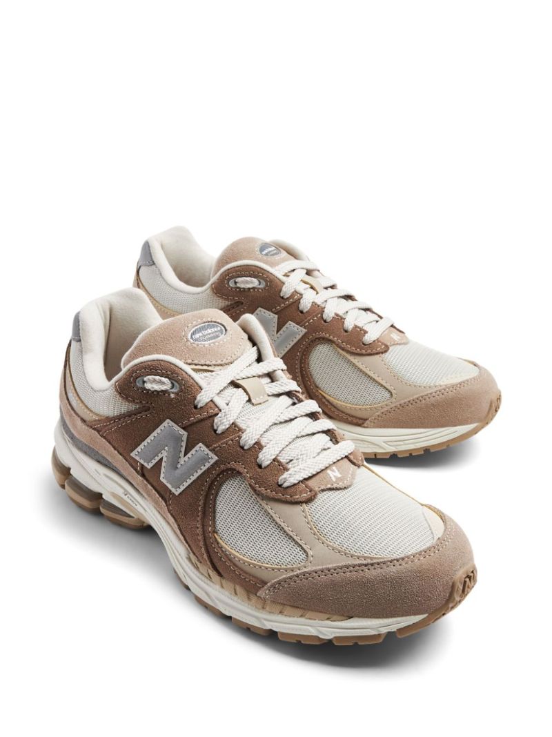 Brown 2002r Sneakers