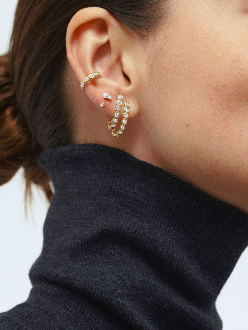 18k Yellow Gold Semi Diamond Earring