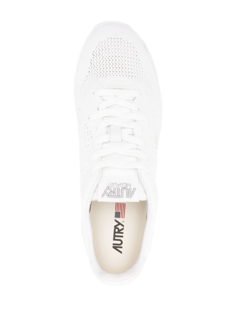 Medalist Easeknit Sneakers
