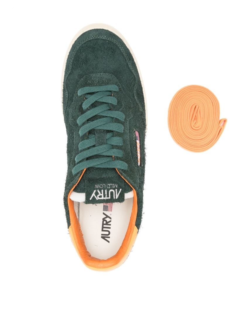 New Flat Sneakers
