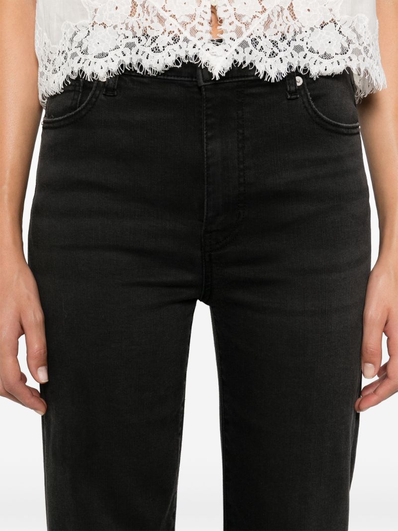 Le Sleek Straight Jeans