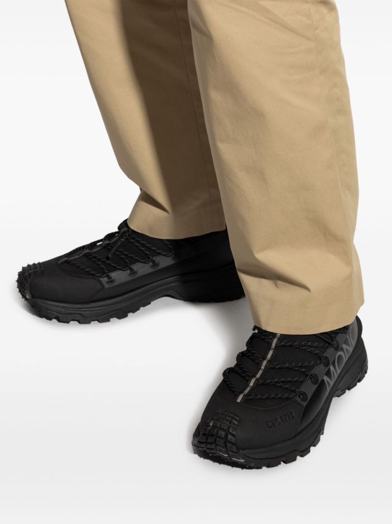 Black Trailgrip Lite 2 Sneakers