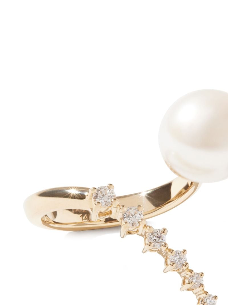 14kt Yellow Gold Diamond and Pearl Ring