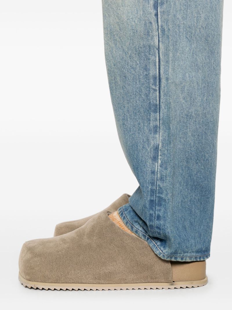 Straight-leg Jeans