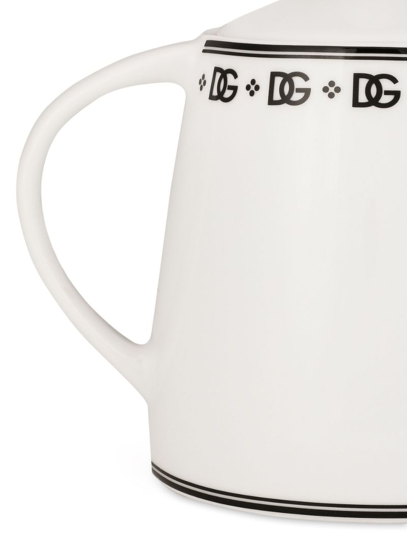 White Dg Teapot
