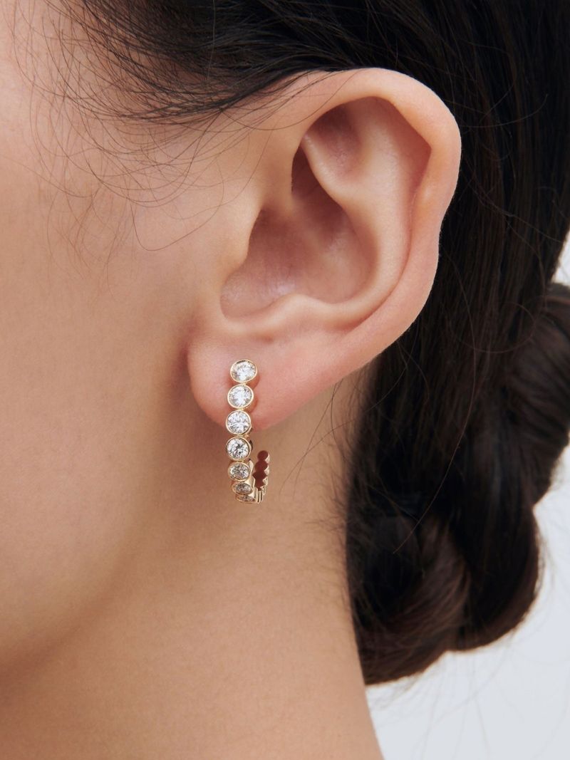 18kt Yellow Gold Diamond Hoop Earrings