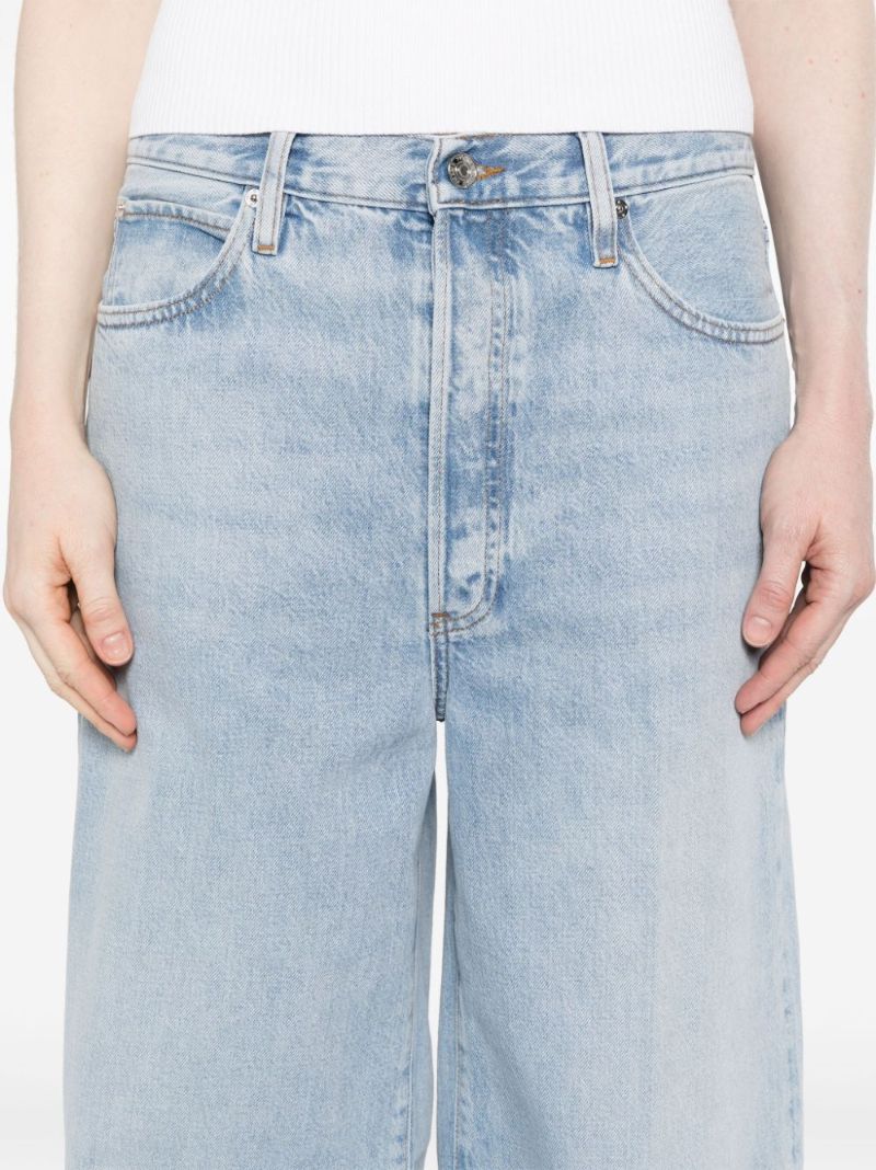 Wide-leg Jeans