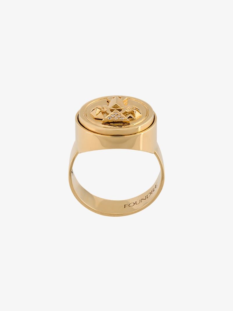 18k Yellow Gold Protection Diamond Signet Ring