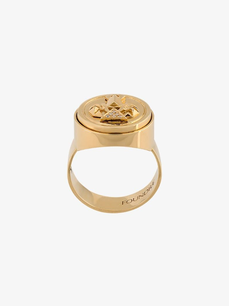 18k Yellow Gold Protection Diamond Signet Ring