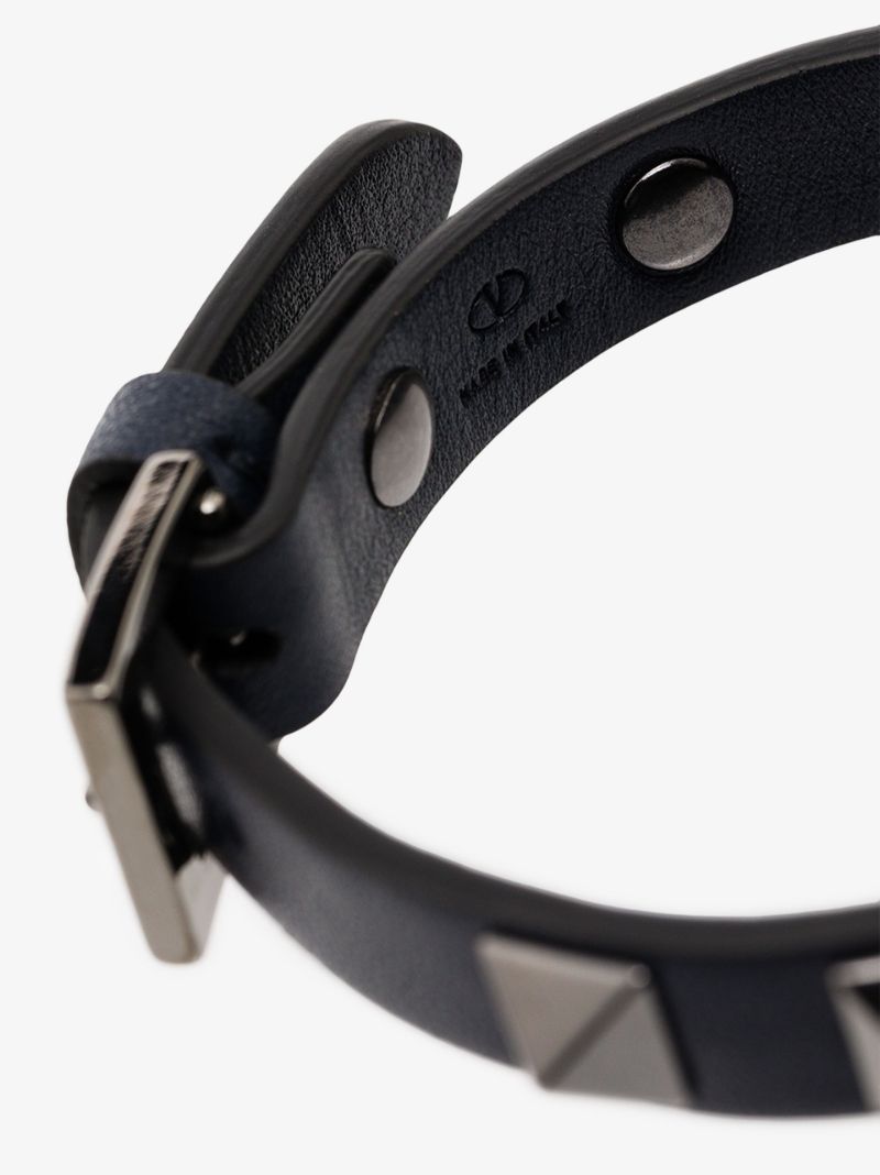 Val Lthr Stud Brclt Blu