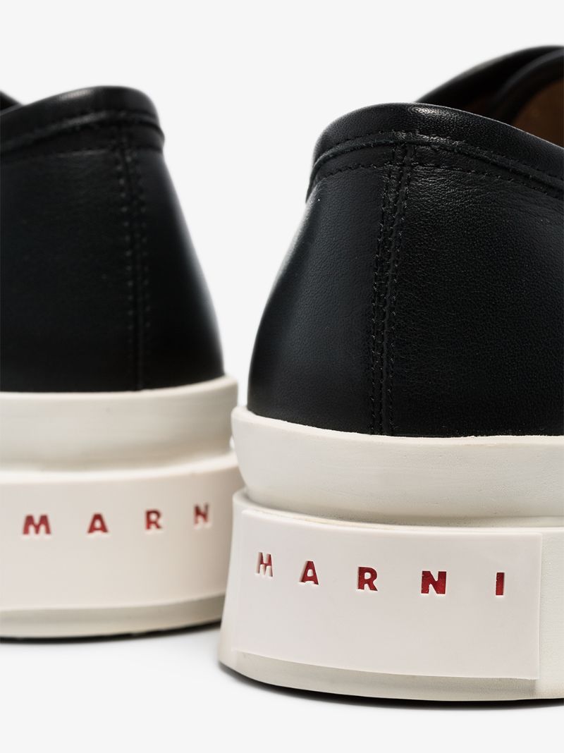 Black Leather 20 Chunky Sneakers
