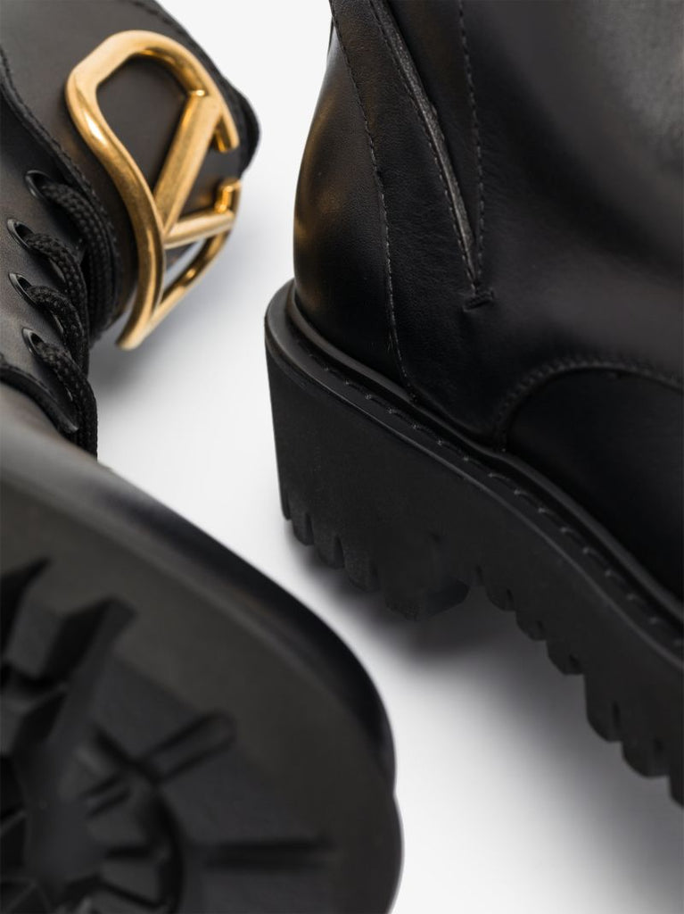 Black Vlogo Signature Leather Ankle Boots