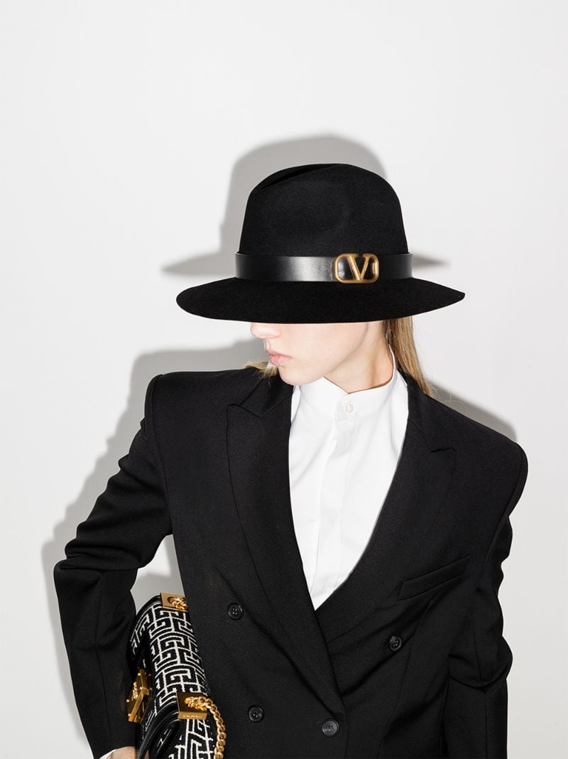 Black V-ring Fedora Hat