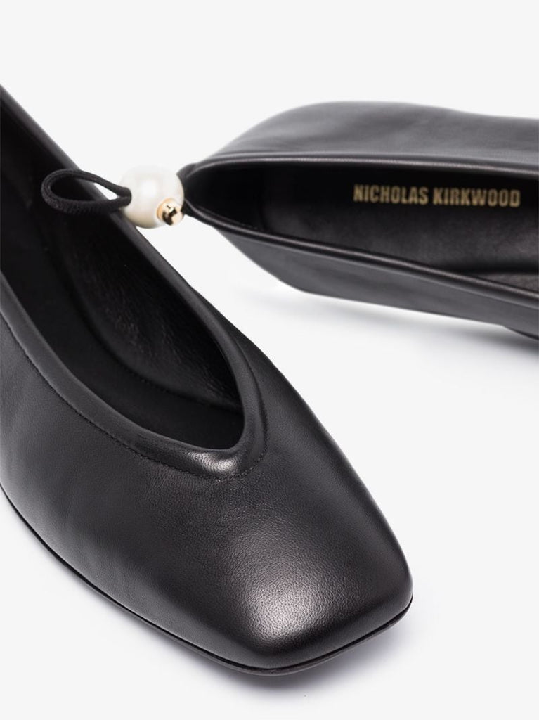Black Delfi Leather Ballet Pumps