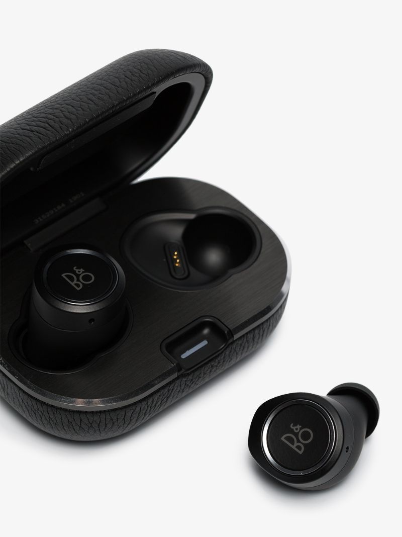 Black E8 2.0 Wireless Headphones