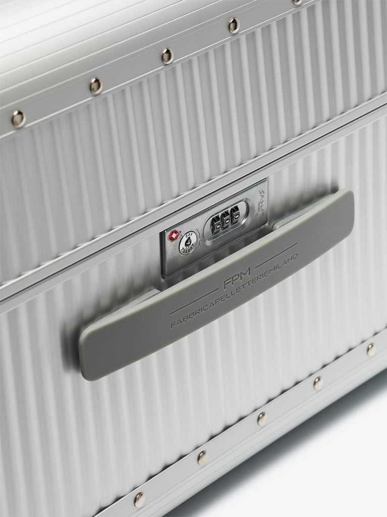 Silver Tone Bank S Spinner 84 Suitcase