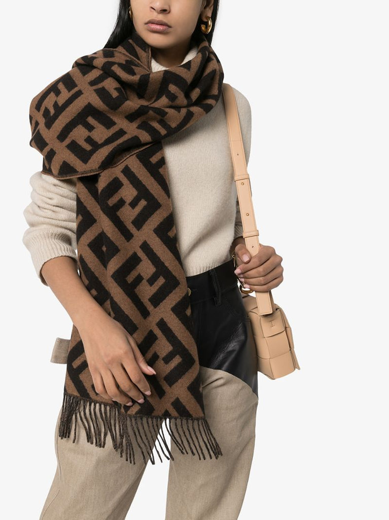 Brown Jacquard Knit Ff Logo Scarf