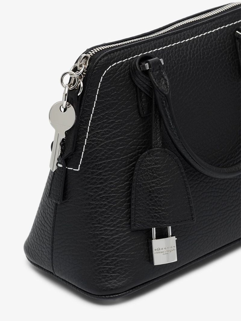 Black 5ac Pochette Medium Leather Shoulder Bag